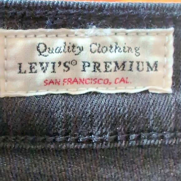 NWOT...LEVIS..MILE HIGH SUPER SKINNY STUDDED WOMEN'S JEANS... Size 26 - Picture 8 of 11